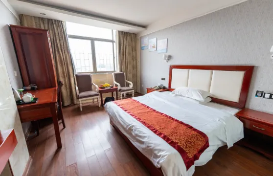 連江發利大酒店