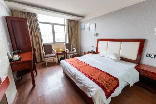 โรงแรม นิวฟาลี - ที่มีที่จอดรถ