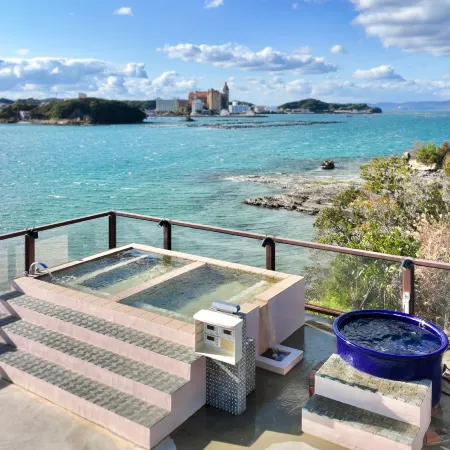 Crystal Villa Shirahama (Seaside)