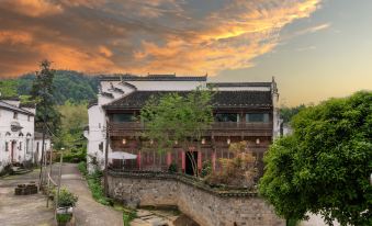 Wuyuan Gengxin Bieyuan Homestay