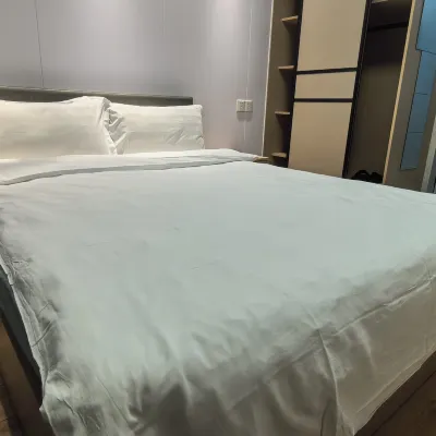Shanghai Boshi Hotel (Changzhong Road Subway Station Branch) Hotels near Changzhong Road Station