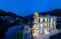 Boxin Xiaoman Designer Linxi Meisu (Longwang Mountain Canyon Rafting Store)