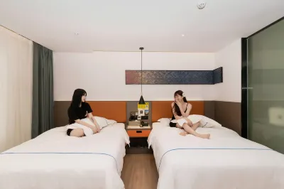 Koko Hotel (Hezhou College Branch)