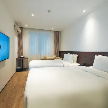 GuanglvGuangyuezhen Hotel (xinzhu Road Branch) Hotels near Nanning Nanhu Park