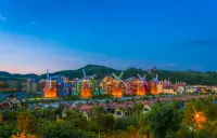 Heyuan Bavarian Manor Argyle Resort & Austere Bodhi Hotel - غرفة مطلة على الجبل