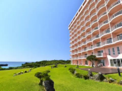 布里薩微風康養別墅 鄰近Shigira Beach的酒店