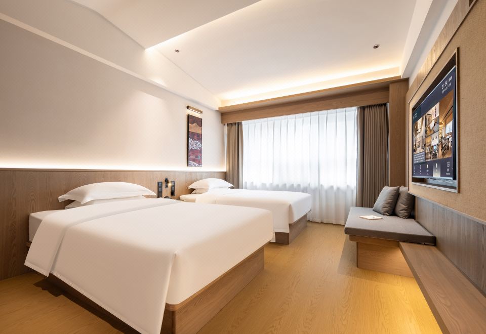 홀리데이 호텔 (진저우 중앙로역)