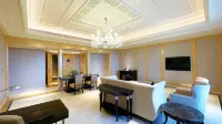 Island International Hotel