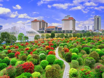 Qianhuazhou Holiday Hotel