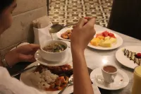 Hotel Del Rio - Desayuno