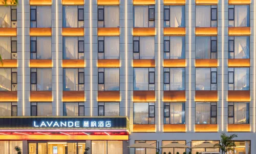 Lavande Hotel (Jin Kongque Street, Mang City)