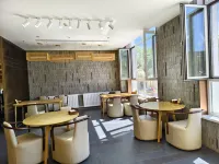 Jianguo hidden hotel Arshan Station Haishen Sacred Spring Tourist Resort Branch - Breakfast
