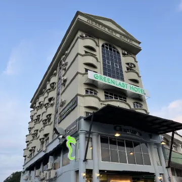 Greenlast Hotel Hotels near Darul Makmur Stadium