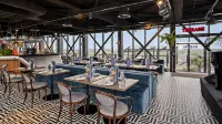 Corendon Amsterdam Schiphol Airport, a Tribute Portfolio Hotel - 朝食