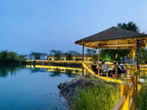 Yunmeng Pearl Resort Hotels in Mengyin