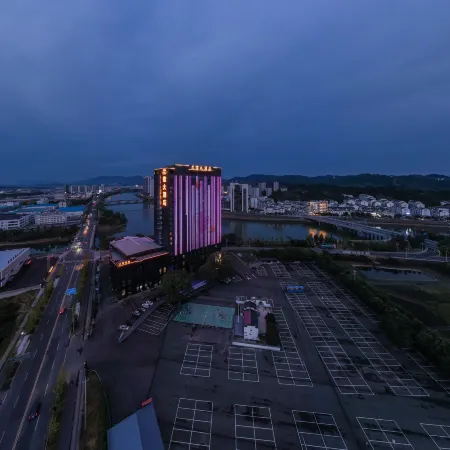 Huangshan Jixian Lanxin Hotel