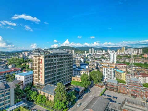 Sanjiang Jolie Vue Boutique Hotel