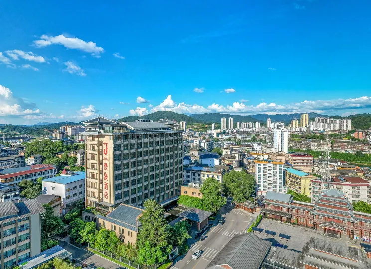 Sanjiang Jolie Vue Boutique Hotel