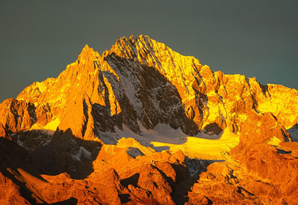 3. 타오화우•리장 ..