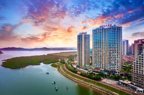 Fangchenggang Longyunda Hotel - View biển