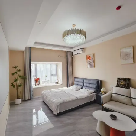 Cloud Homestay (Donghai Crystal City Branch)