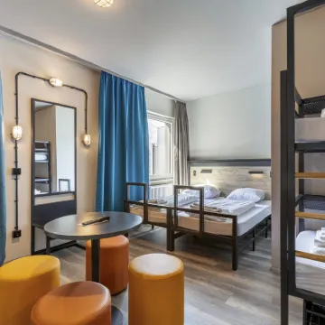 a&o法蘭克福奧斯坦德酒店 鄰近法蘭克福歷史博物館的酒店