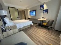 Yeste Hotel (Xianning Hot Spring Wal-Mart Plaza) Hotels in Qianshan Hot Spring Area