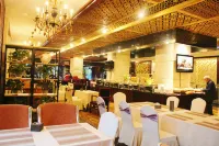 Luoxiahong Hotel Hotel di Langzhong