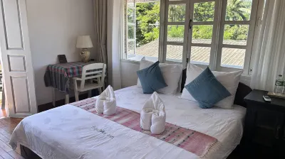 左岸小築（洋人街店） 酒店