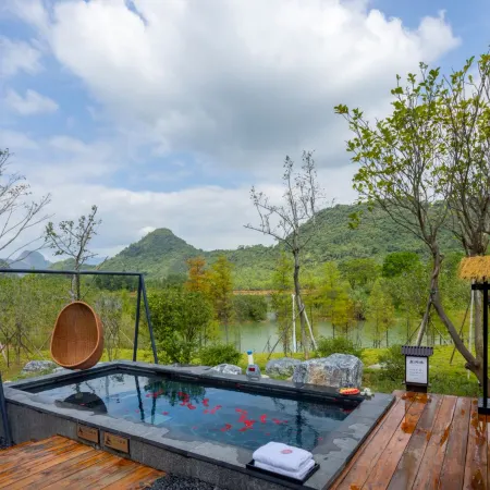 Yingde Jiqingli Xianhu Hotel