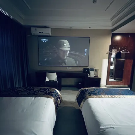 Hancheng Four Seasons Milan Business Hotel