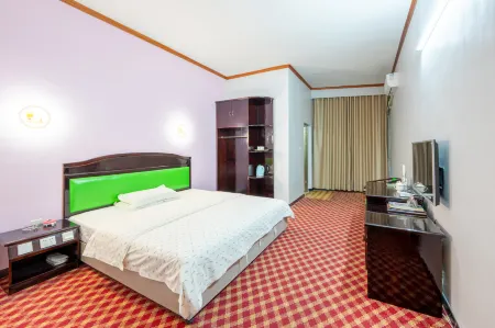 Fengshan Jinshuiwan Hotel Отели в г. Феншань