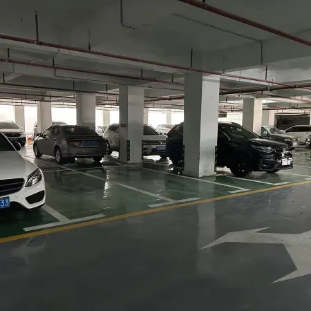 Ledong Platinum Hotel (Longmuwan)