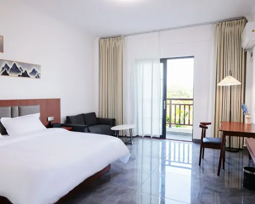 Jianfeng Yanzi Residence Hotels in Ledong