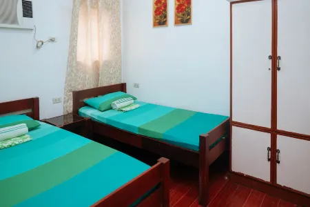 C Star Travellers Inn