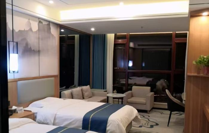 Lingtai Zhengyu Hotel