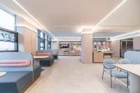 HanTing 호텔 (쑤이닝 우차이빈펀 습지 공원)