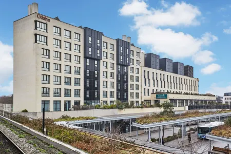 Appart'hôtel Odalys City Campus - Paris Rueil Malmaison Отели в г. Шату