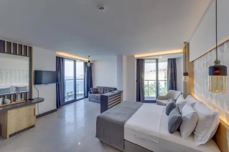 Signature Blue Resort Kusadasi Отели в г. Gullubahce Mahallesi