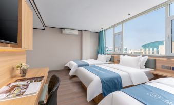 Rujia Huayi Selected Hotel (Leling Xinglong South Street Branch)