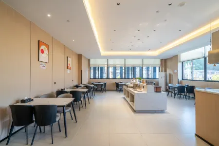 Guxi Hotel Отели рядом с достопримечательностью «China’s Kingdom of Root Carving»