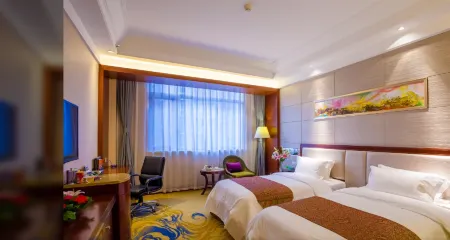 Celebrity City Hotel