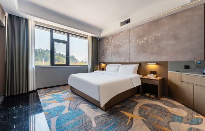 Dongshan Holiday Hotel (Jishui County Government Branch)