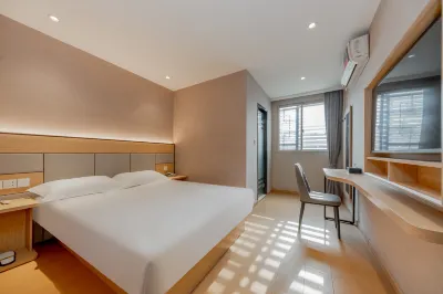 Homeinn Ease Hotel (Shanghai Qiantan Sanlin Subway Station) Hotels near SanLin Tang