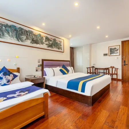 Orange Hotel