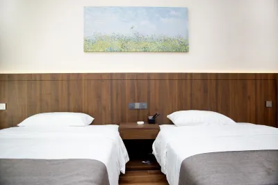 Shanyu Huyin Homestay Hotels near Guan'E Gou Scenic Area