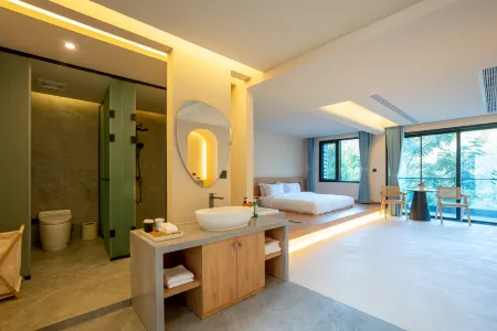 Dragon Palace Retreat Homestay