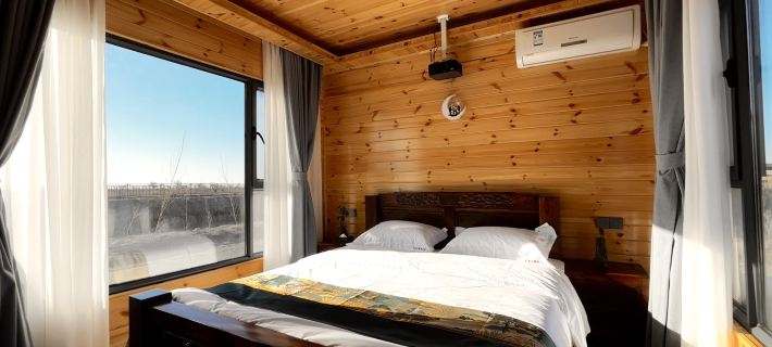 Baima · Ancient Road Wild Luxury Camp Hotels in Jinghe County