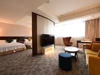Via Hotel Breeze Hotels near Luzhou District