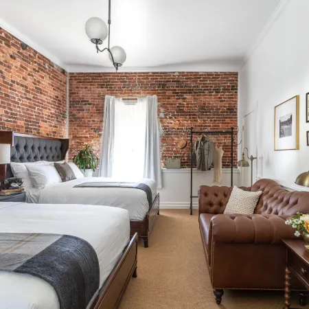The Holbrooke Hotel